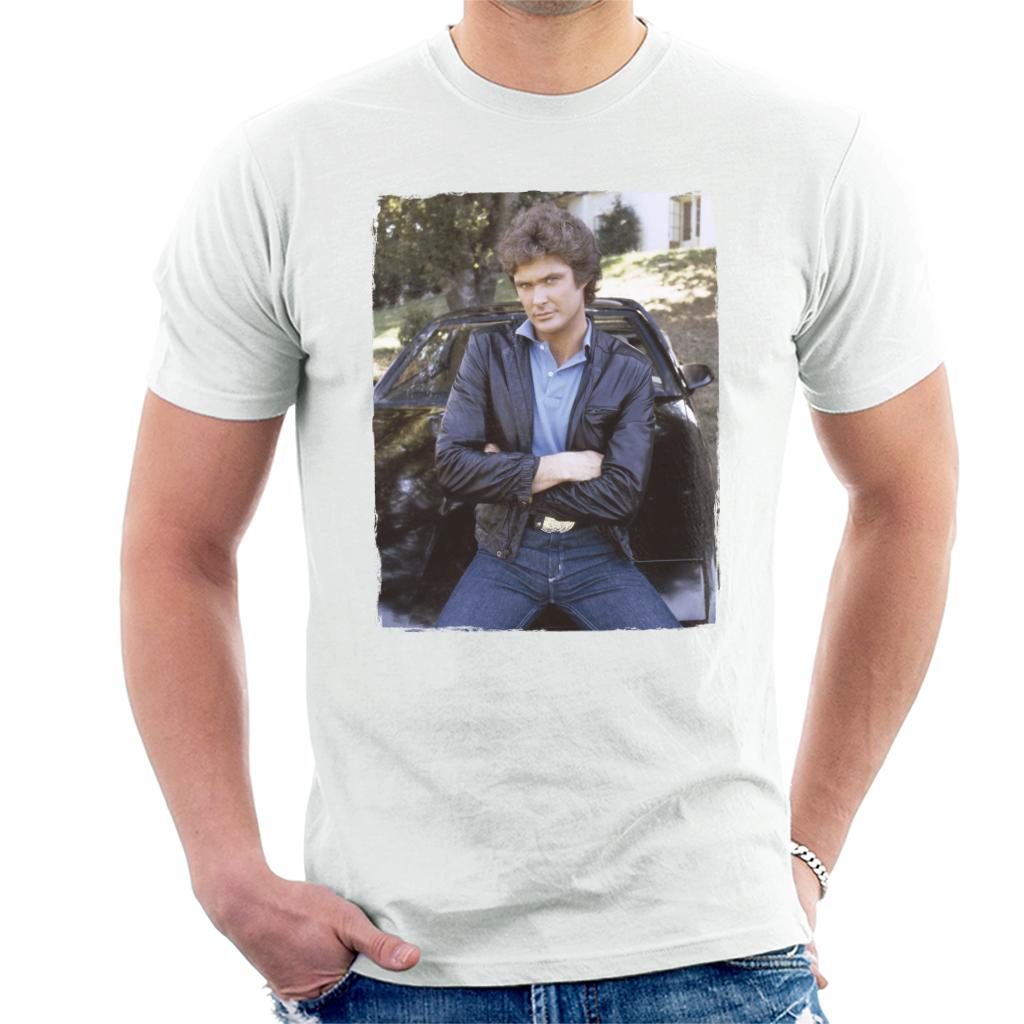 Knight Rider Michael Leaning On KITT Men's T-Shirt product image 1